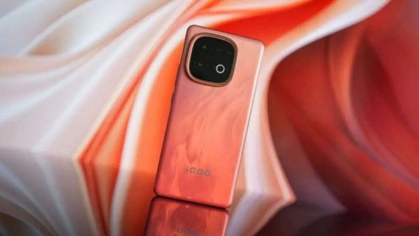 8000mAh बैटरी वाले iQOO Z10 Turbo+ की होगी दमदार एंट्री