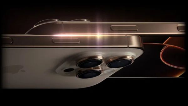 iPhone 16 Pro Max मिल रहा 20000 रुपये सस्ता