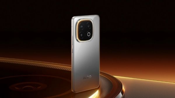 iQOO 13 को टक्कर देते हैं ये 5 स्मार्टफोन