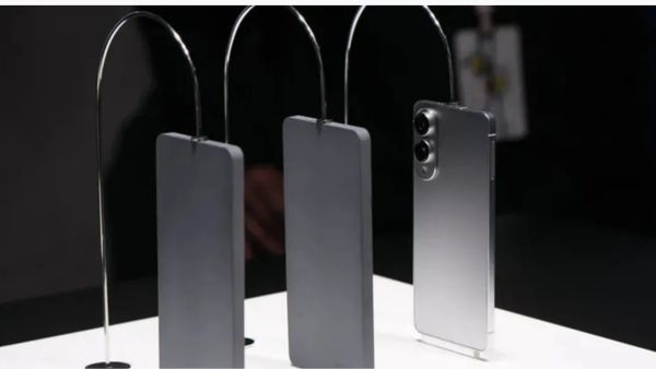 Galaxy S26+ की होगी वापसी; क्या है Samsung का प्लान?