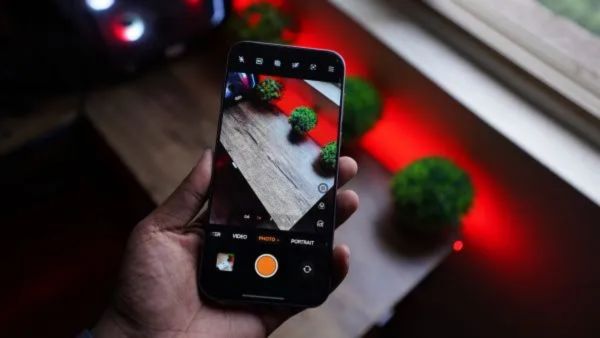 OPPO Find X9 Pro: क्या यह 2025 का बेस्ट फ्लैगशिप कैमरा फोन है?