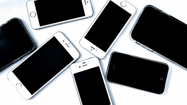 दिसंबर में लॉन्च होंगे ये दमदार Smartphones