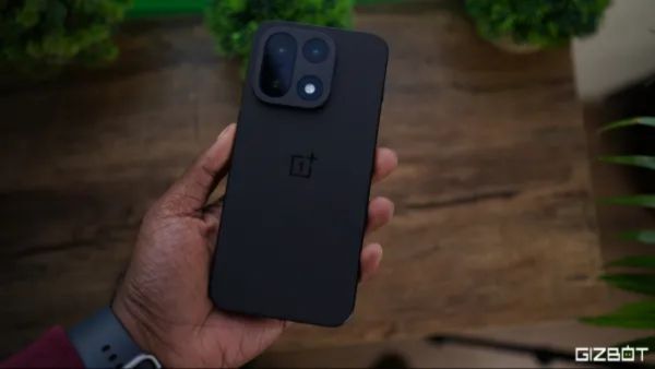 Amazon Black Friday Sale 2025: OnePlus स्मार्टफोन्स पर बंपर छूट