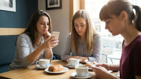 गेम की दुनिया बनी आखिरी दुनिया: गाजियाबाद में तीन बहनों की दर्दनाक मौत