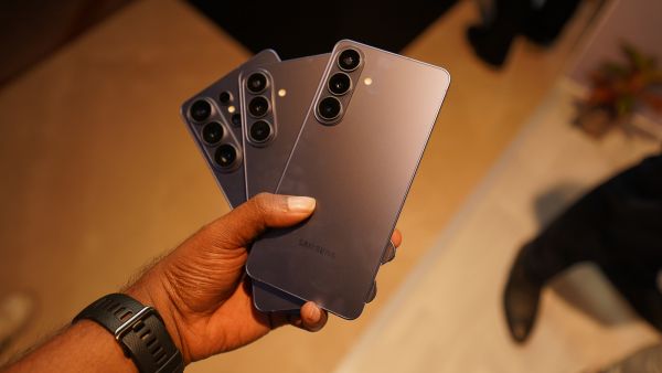 Samsung Galaxy S26 Ultra समेत 3 मॉडल की सेल शुरू