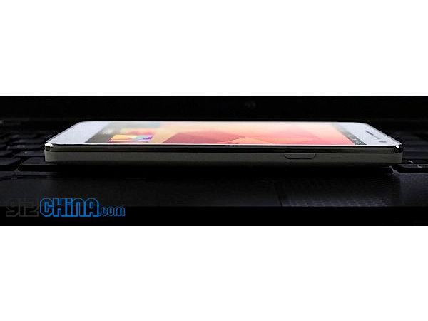 NEO N003 Hands on Photo