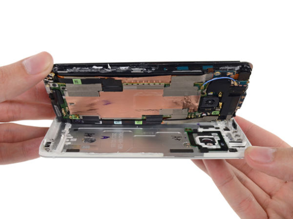 HTC One Teardown Images