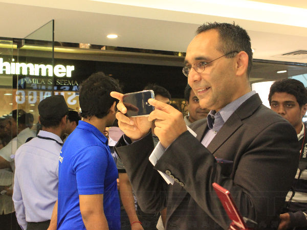 Manu Sharma, Director, Samsung Mobile with S4