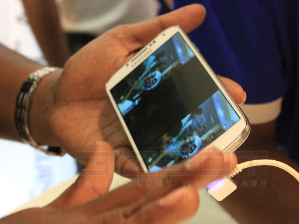 Samsung Galaxy S4 Air Gesture