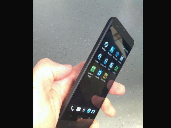 HTC One mini Image Leaked Online 