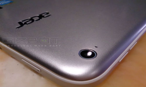 Acer Iconia W3 : First Look 