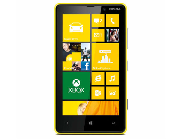 Nokia Lumia 820: 