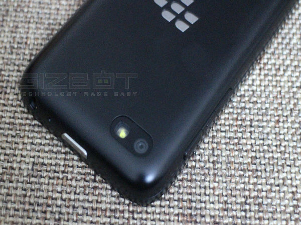BlackBerry Q5: Hands on Review BlackBerry Q5: Hands on Review