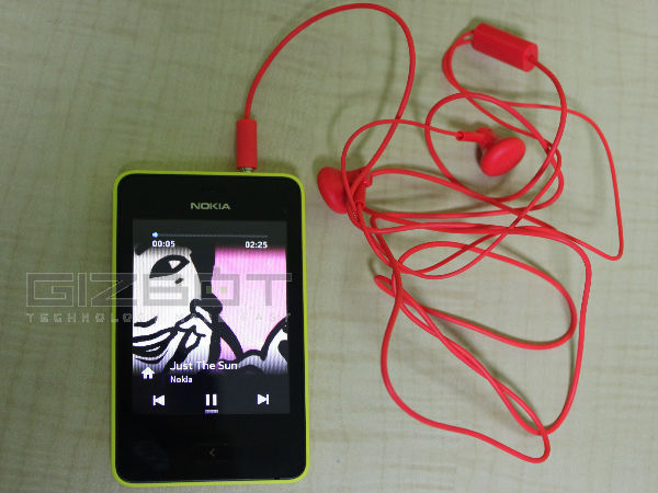 Nokia Asha 501 Dual SIM Hand On Review : Stylish Budget Phone