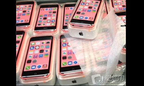 iPhone 5C New Images Leaked: Reveals Packaging,Color Variants And More