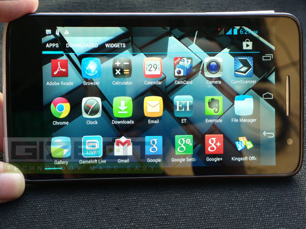Hands on Review of New Panasonic P51 Smartphone