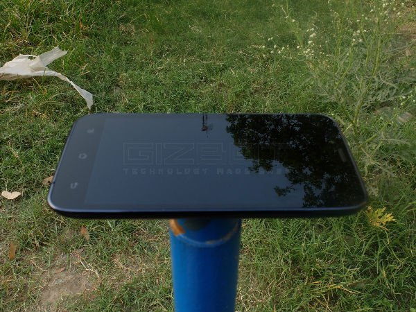 Karbonn S5 Titanium: 