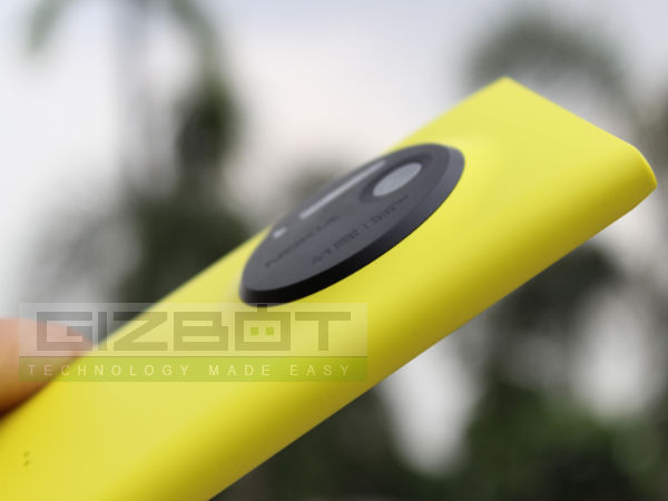 Nokia Lumia 1020 Hands on Review: First look