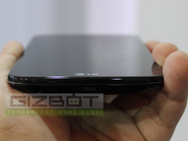 New LG G2 Smartphone Hands On Review: First Look