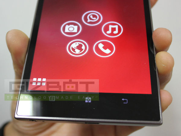 Lenovo K900 Review: All Round Entertainer