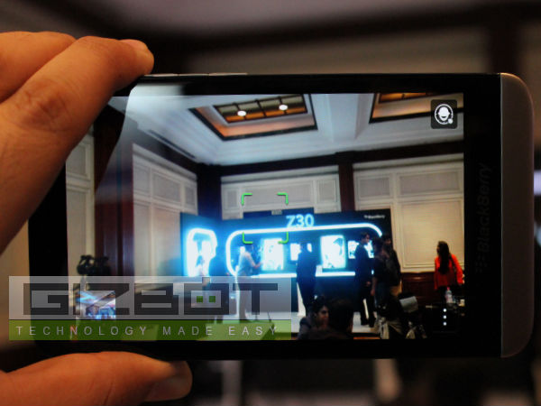 BlackBerry Z30 Hands On: First Look