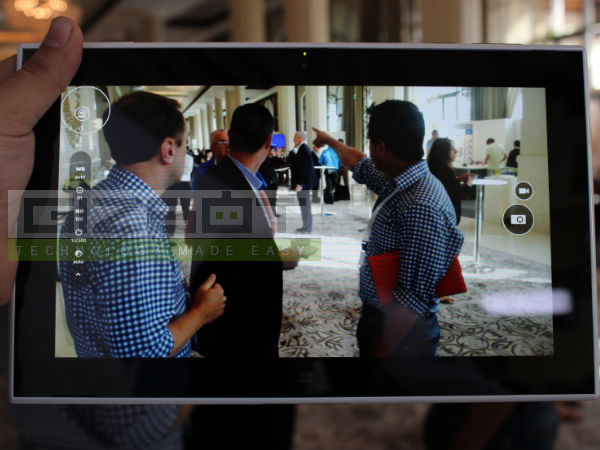 Nokia Lumia 2520 Hands on Review: First look