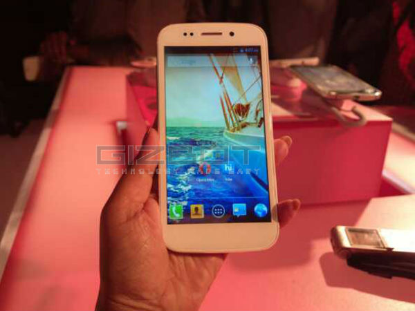 Micromax Canvas 4