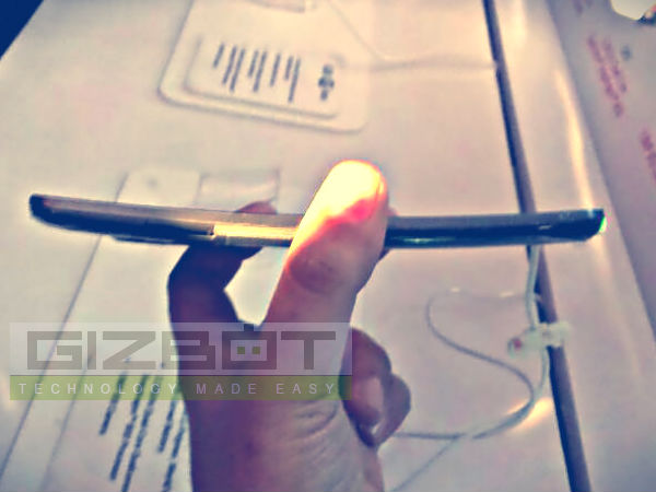 LG G Flex Hands On Review: First Impression