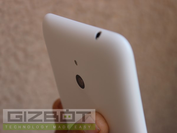 Nokia Lumia 1320 Hands on Review: Bold, Beautiful And Affordable