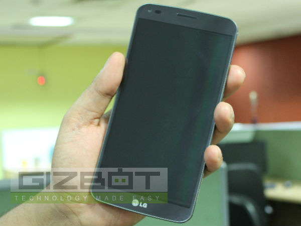 LG G Flex Hands on Review: Curving Its Way Straight to Top