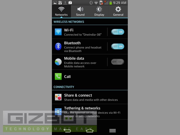 LG G Flex Hands on Review: Curving Its Way Straight to Top