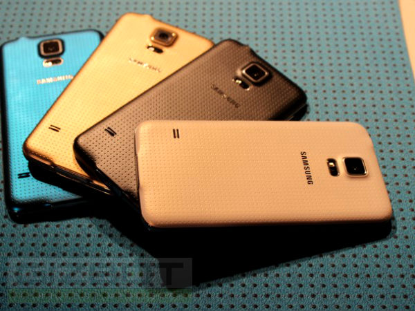 Samsung Galaxy S5 Hands on and First Look