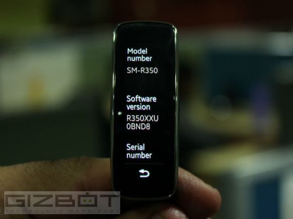 Samsung Gear Fit Review: The Perfect Wearable Device