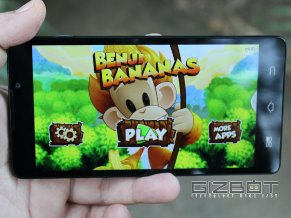 Panasonic P81 Hands on Review