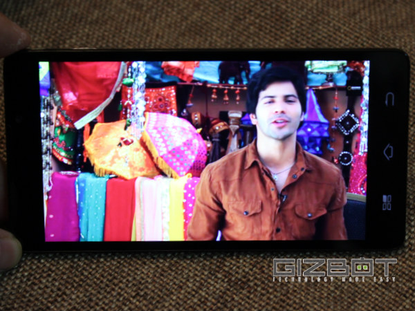 Panasonic P81 Hands on Review