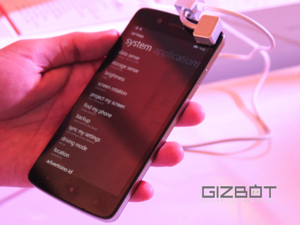 Micromax Canvas Win W121 First Look: India's Answer to Nokia Lumia 630