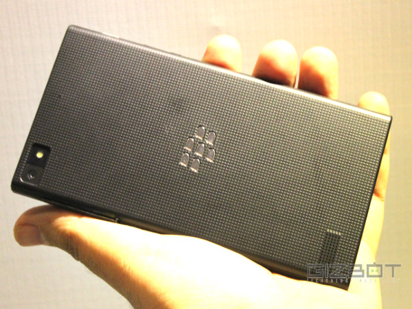 BlackBerry Z3 Hands on And First Look: Good, But No Wow Factor