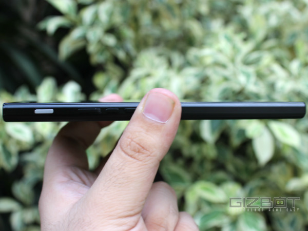 BlackBerry Z3 Hands on And First Look: Good, But No Wow Factor