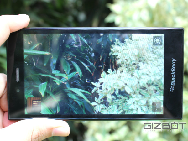 BlackBerry Z3 Hands on And First Look: Good, But No Wow Factor