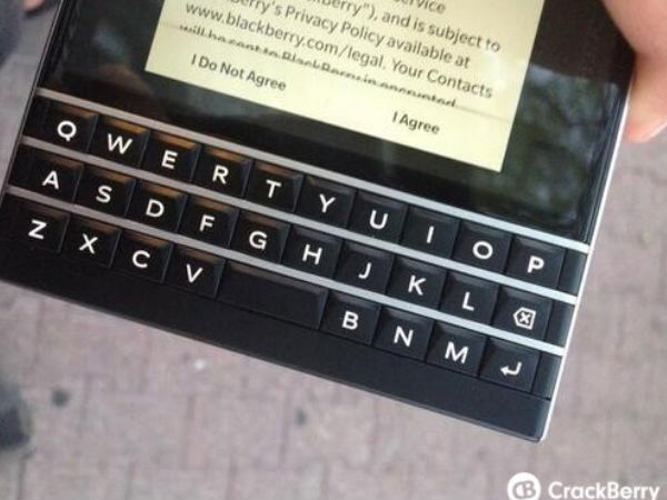 BlackBerry Passport Smartphone's Alleged Images, Video Spotted Online 
