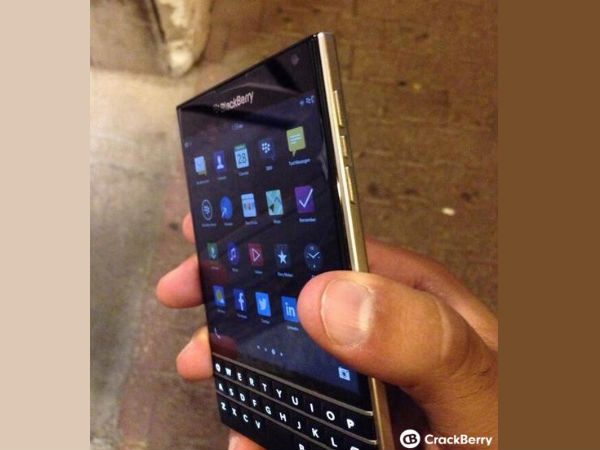 BlackBerry Passport Smartphone's Alleged Images, Video Spotted Online 