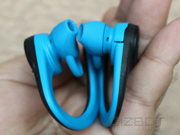 Plantronics BackBeat Fit Hands-on Review