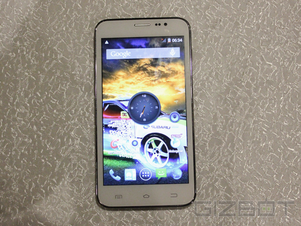 Celkon Signature Two A500 Hands On and First Look: A Newcomer That's M