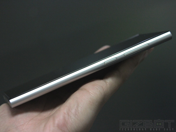 Xiaomi Mi 3 Review: A Smartphone That's Bound To Make You Love it