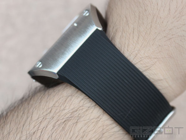 Spice Smart Pulse Review: Your Everyday Wearable Smartphone