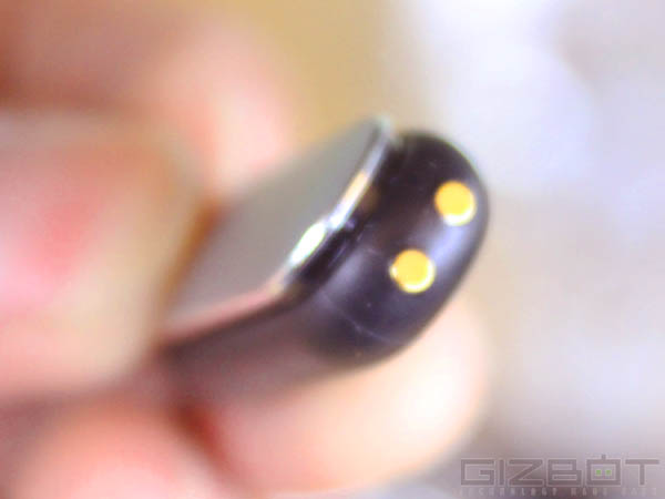 Xiaomi Mi Band Hands On and First Look