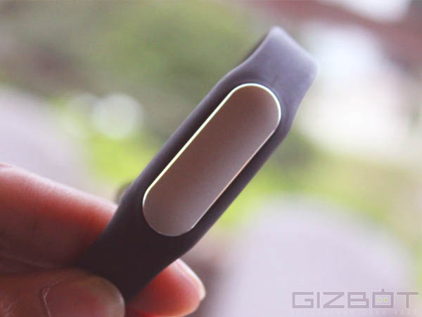 Xiaomi Mi Band Hands On and First Look Xiaomi Mi Band Hands On and First Look