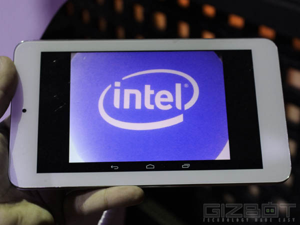 Flipkart Digiflip Pro ET701 Hands-on And First Look Flipkart Digiflip Pro ET701 Hands-on And First Look