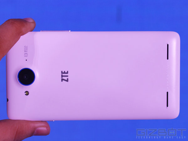ZTE V5 First Look: A Mid Range Smartphone With Mind Blowing Specs