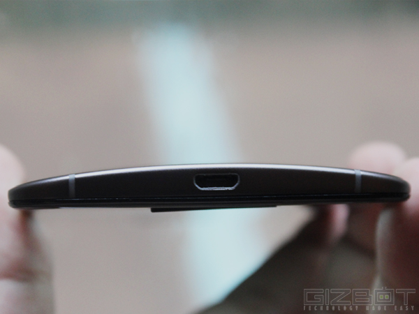 Motorola New Moto X First Look: The Phone with Best Voice Commands